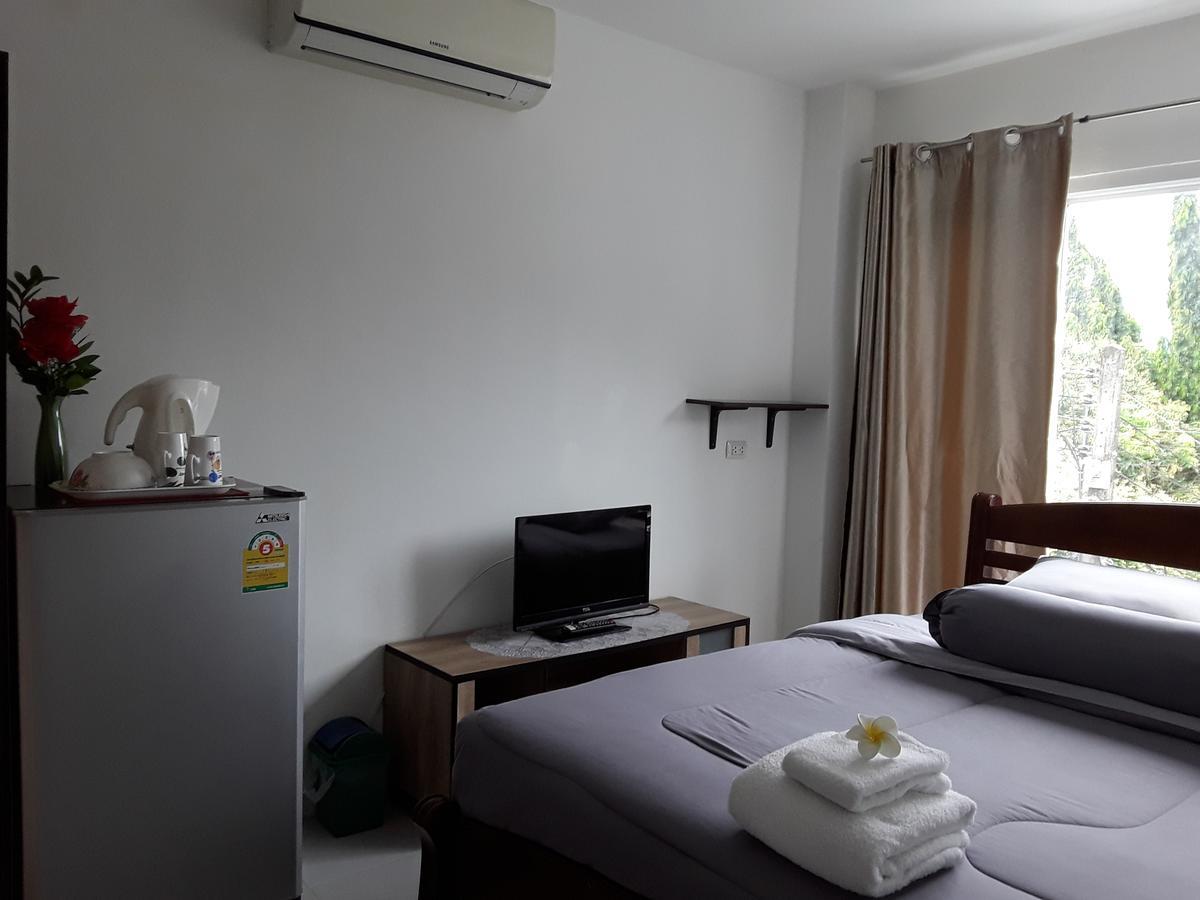 Saiyuan Guesthouse Rawai Room photo
